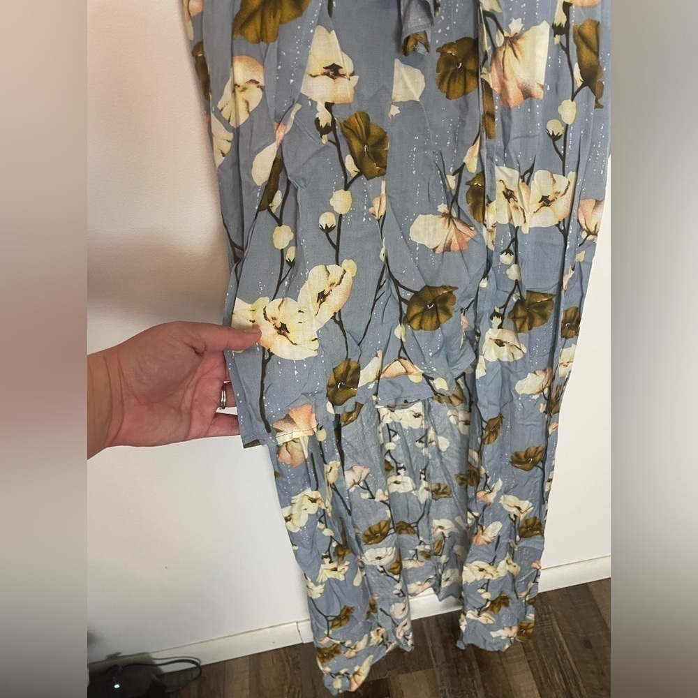 Floral Entro Romper Dress Large - Picture 4 of 7